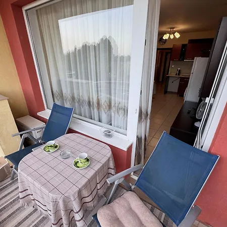 Emilia Sunny Gardens - Cozy Seaside Pool Apartamento Sunny Beach